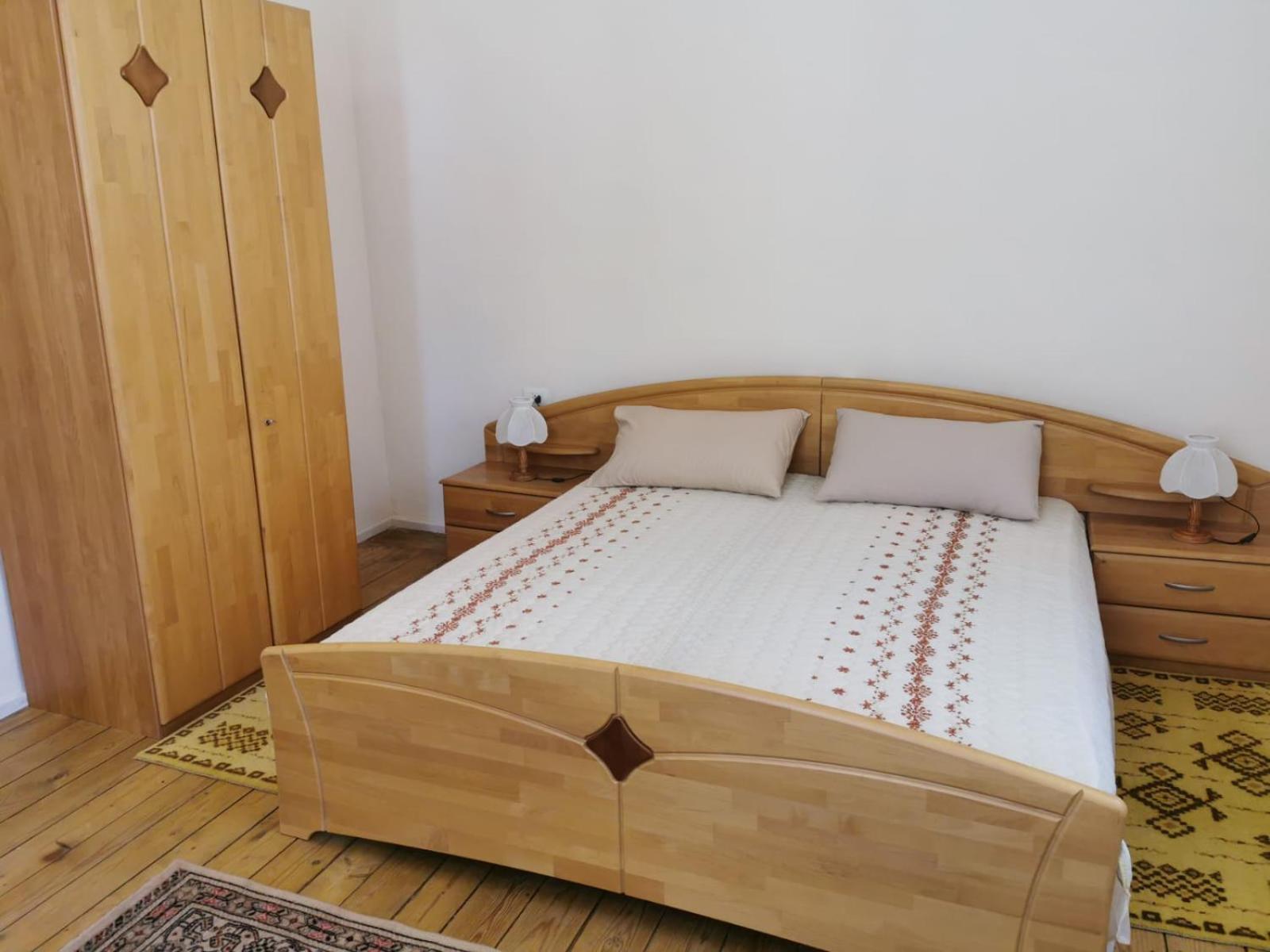 Gm Tirana Hostel Exterior photo